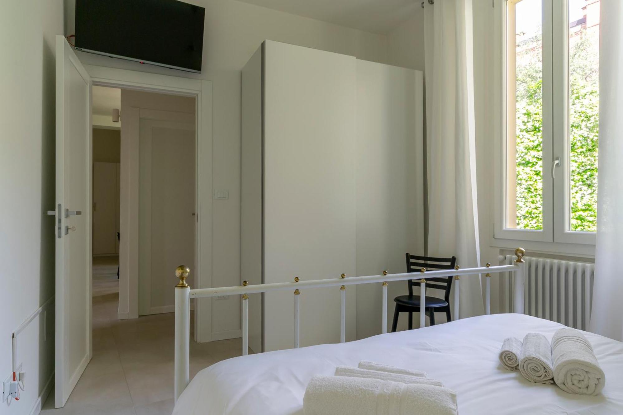 Apartment Amos - 5 Minutes From Piazza Maggiore Bologna Luaran gambar